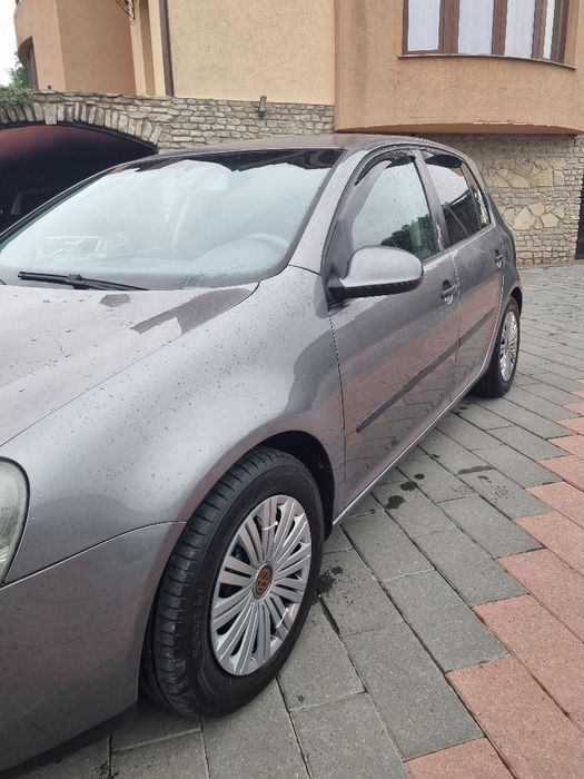 Vând VW Golf5 1.9 Bkc 2004