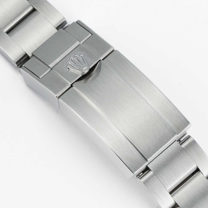 Rolex Explorer II 216570 “Polar”