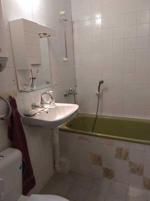 Дава се под наем Тристаен апартамент в Пловдив, Каменица 2 - 70 кв.м за 275 € - Снимка #4