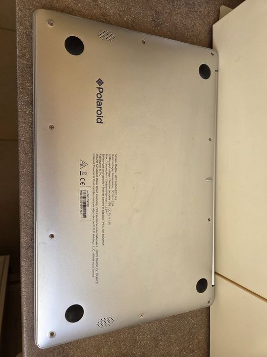 Laptop Polaroid MPC1455PHE02 defect,stricat,piese,display.