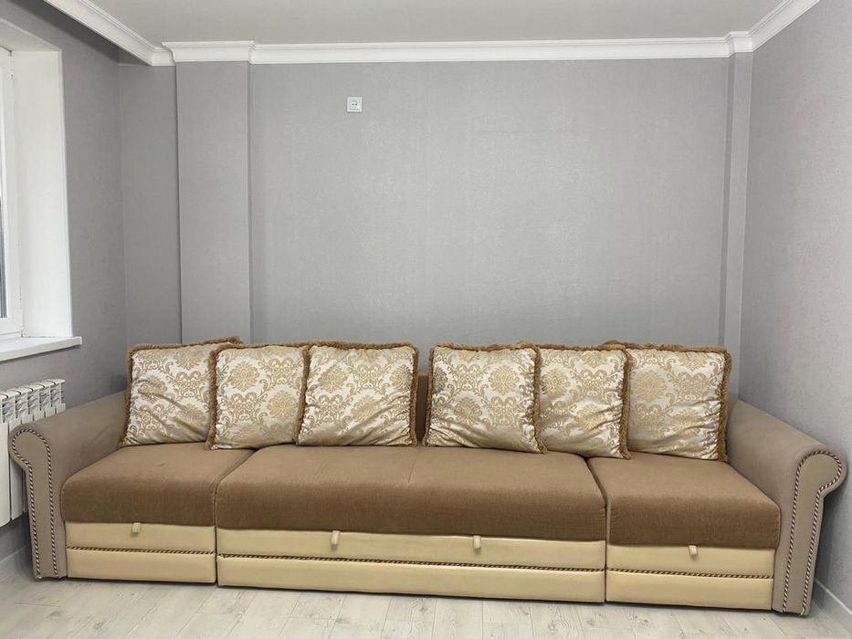 Продам диван в хорошем состоянии