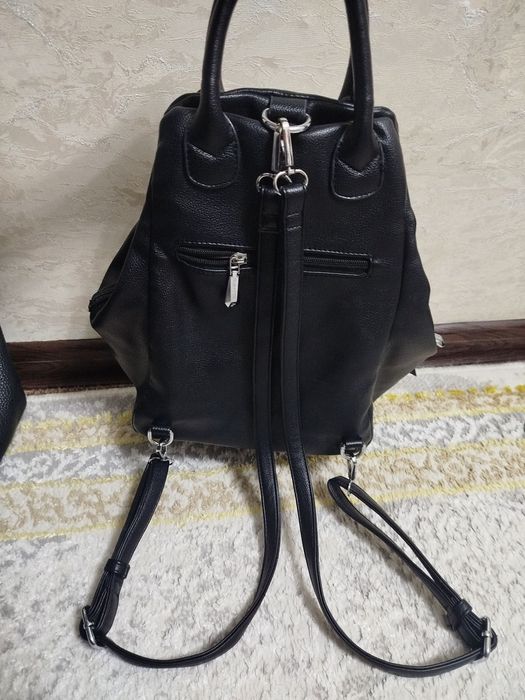 Женские сумки в отличном состоянии