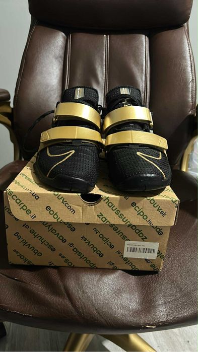 Мъжки маратонки Nike Romaleos 4 Black Metallic Gold men