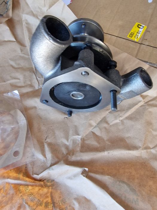 Pompa apa tractor Landinii massey ferguson Perkins