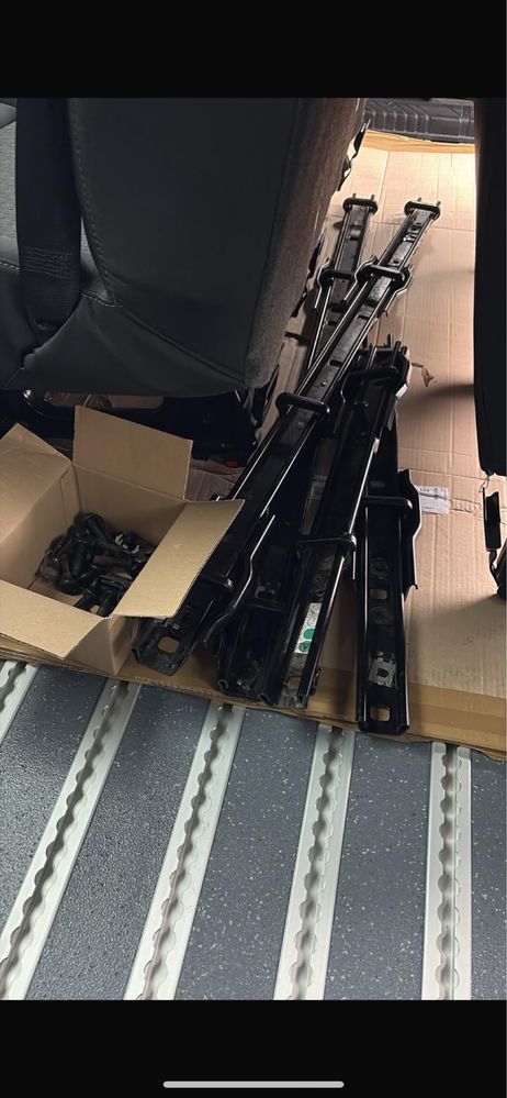 Banchete ford transit model nou 2024