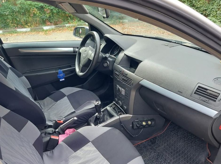 Opel Astra h 1,7 cdti pt dezmembrat