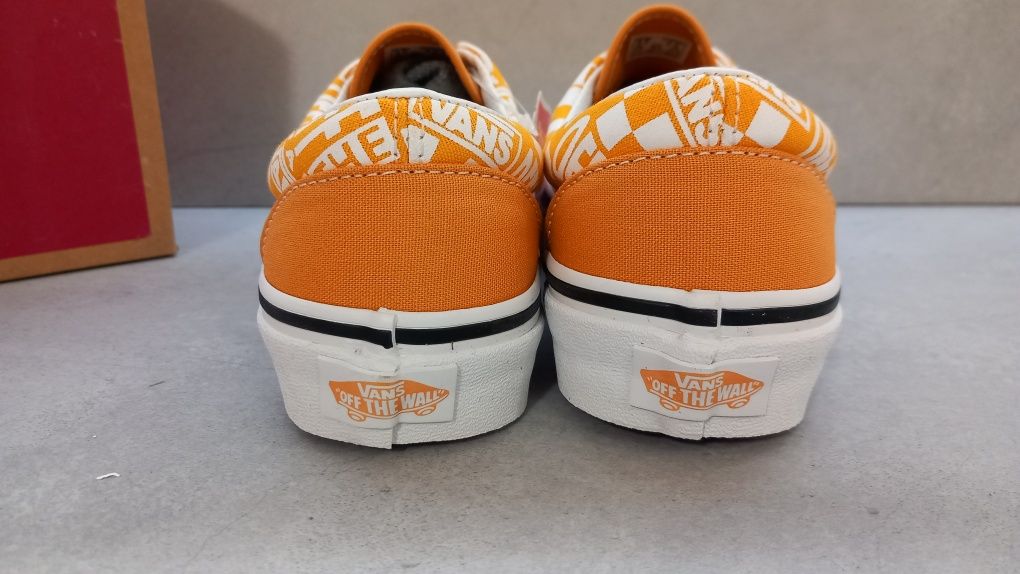 Кецове Vans НОВИ