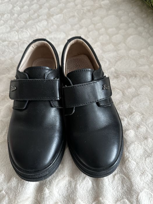 Продам кожаные туфли на мальчика