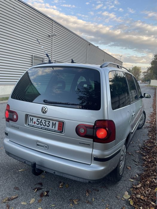 VW Sharan United 2009 Blue Motion