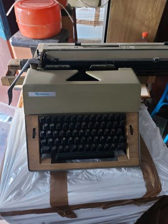 пишеща машина Оптима