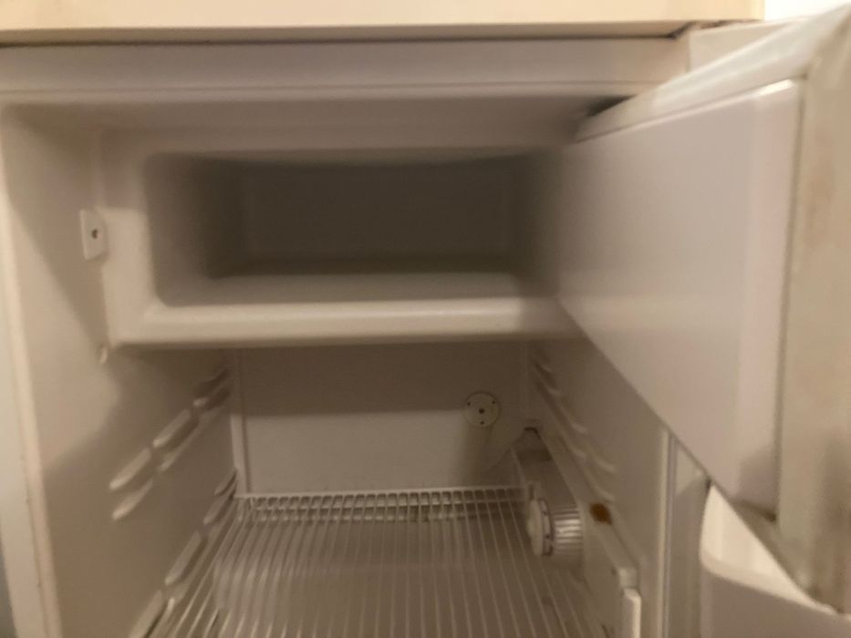Frigider cu congelator
