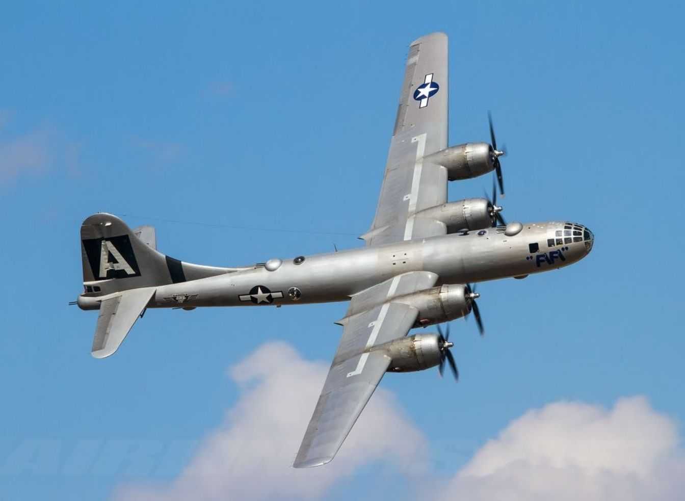 подарочная модель самолета B-29 Superfortress