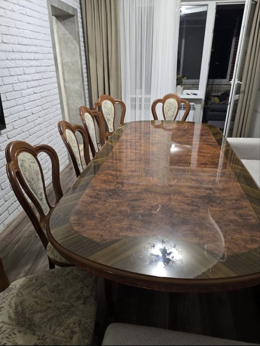 Продам стол со стульями
