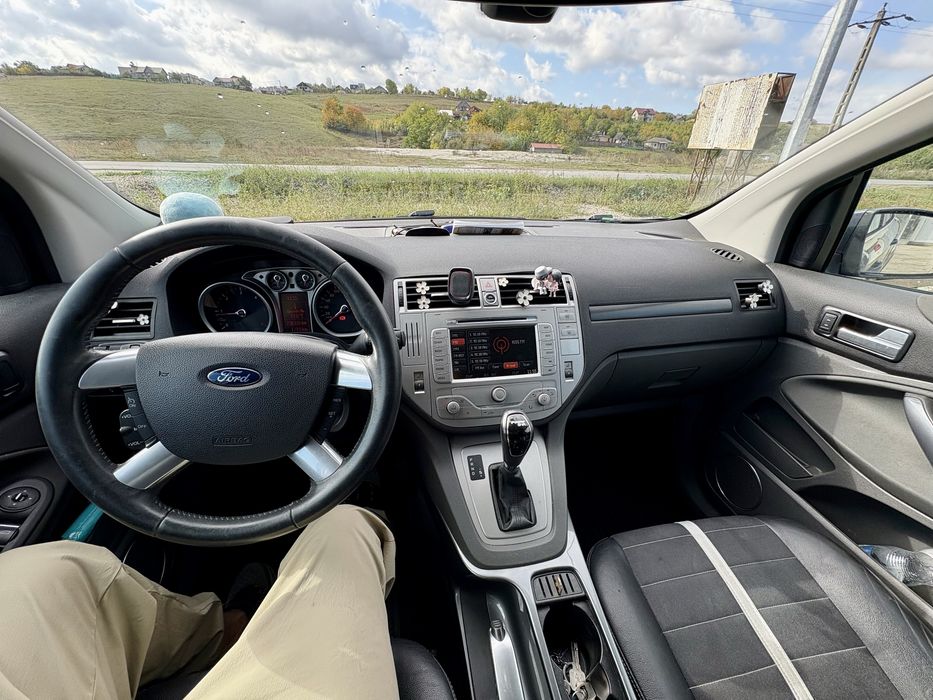 Ford Kuga automat