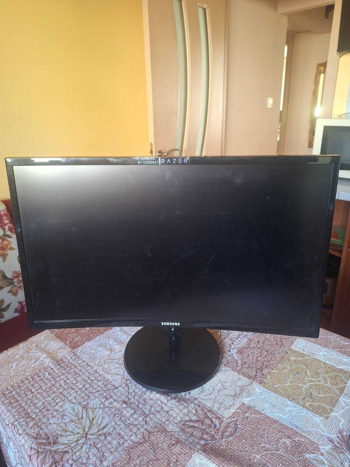Монитор SAMSUNG C24F390FHR
