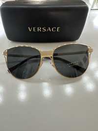 Слънчеви очила “котешко око” Versace