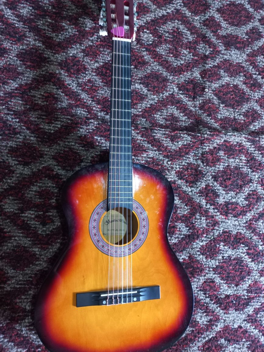 Classik gitara razmeri 38