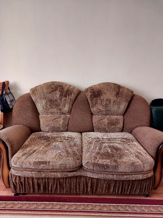 Продаётся диван в отличном состоянии