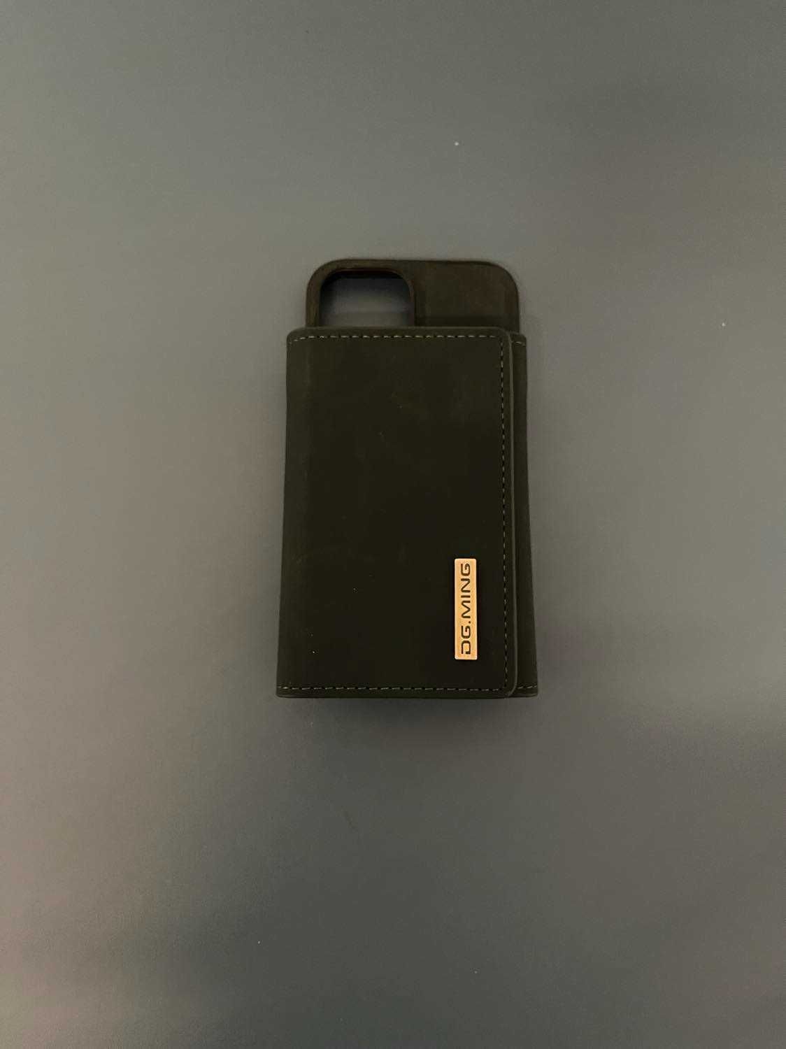 Калъф за iPhone 13 mini с магнитно портмоне към него