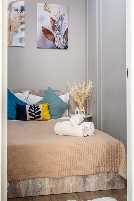 2-комнатная квартира в самом центре города (300)