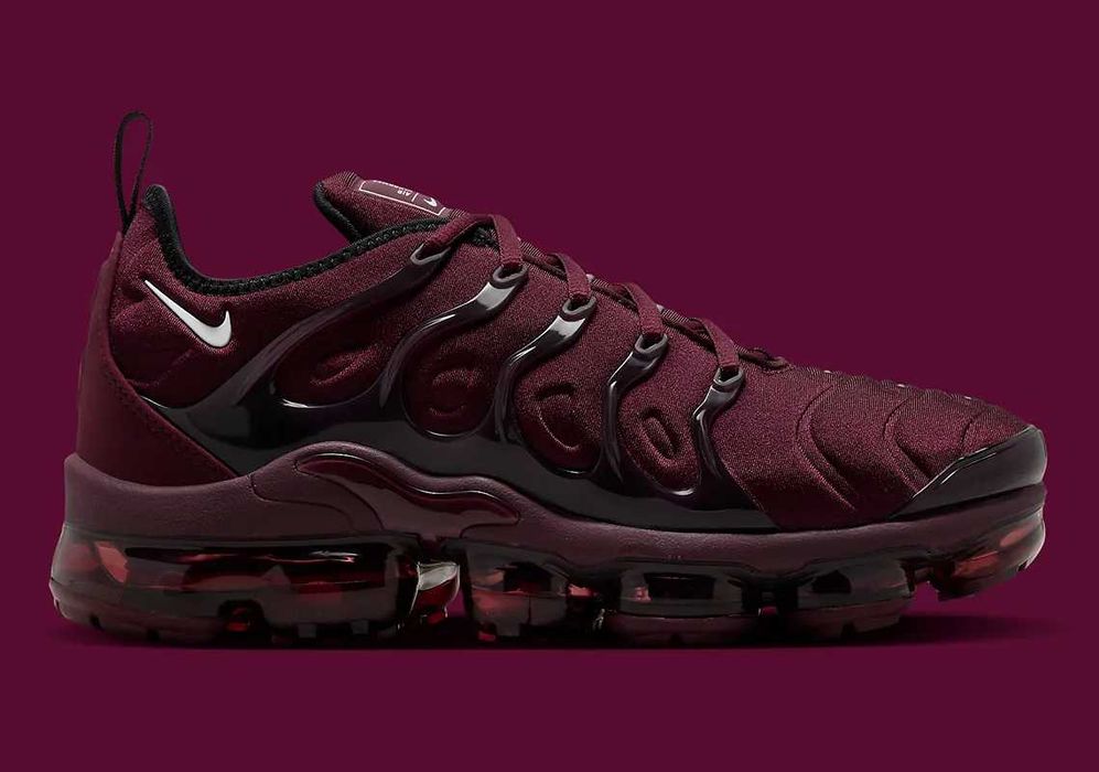 Vapormax Plus Maroon NIKE Bestseller