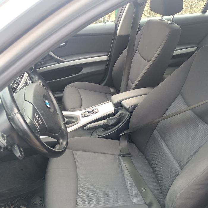 Bmw 318 d  2011 Euro 5