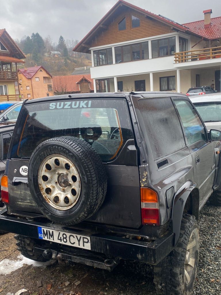 Suzuky Vitara off-road