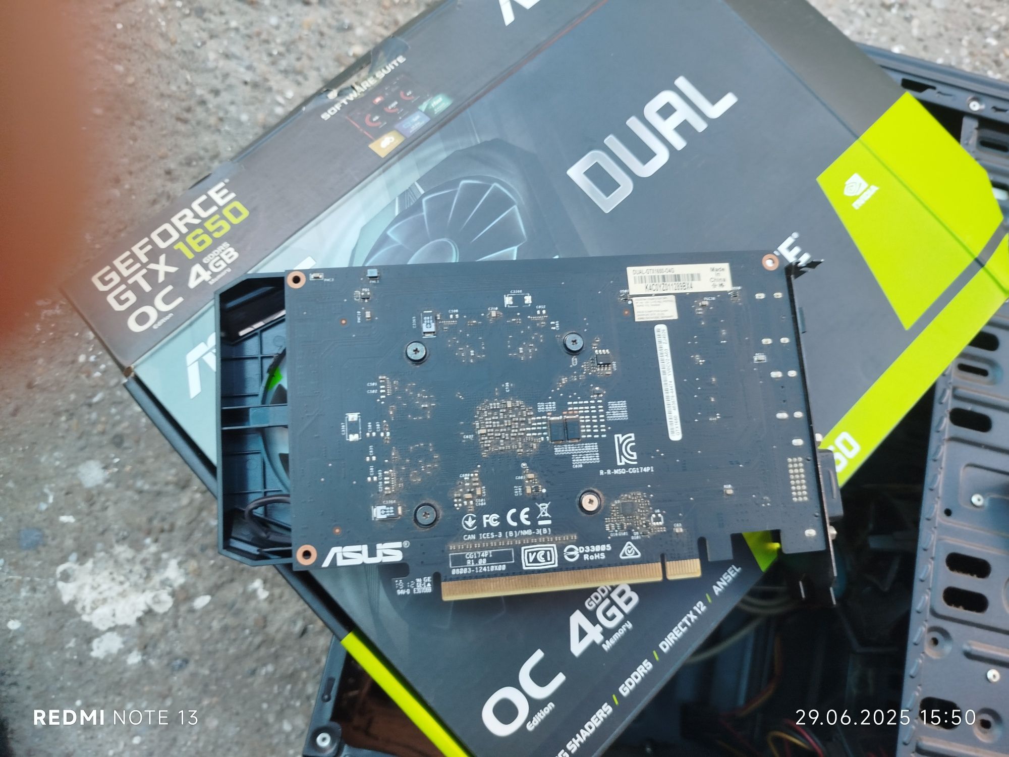 Placa video asus Gtx 1650 0c 4gb DDR5