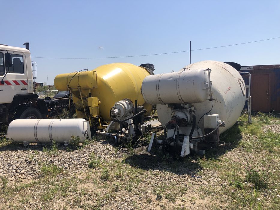 Ou malaxor autobetoniera Liebherr/Stetter