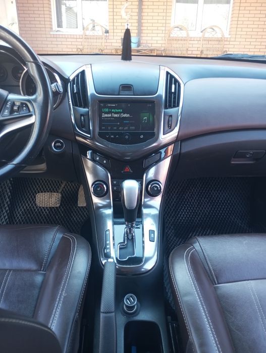 Продам Шевроле круз