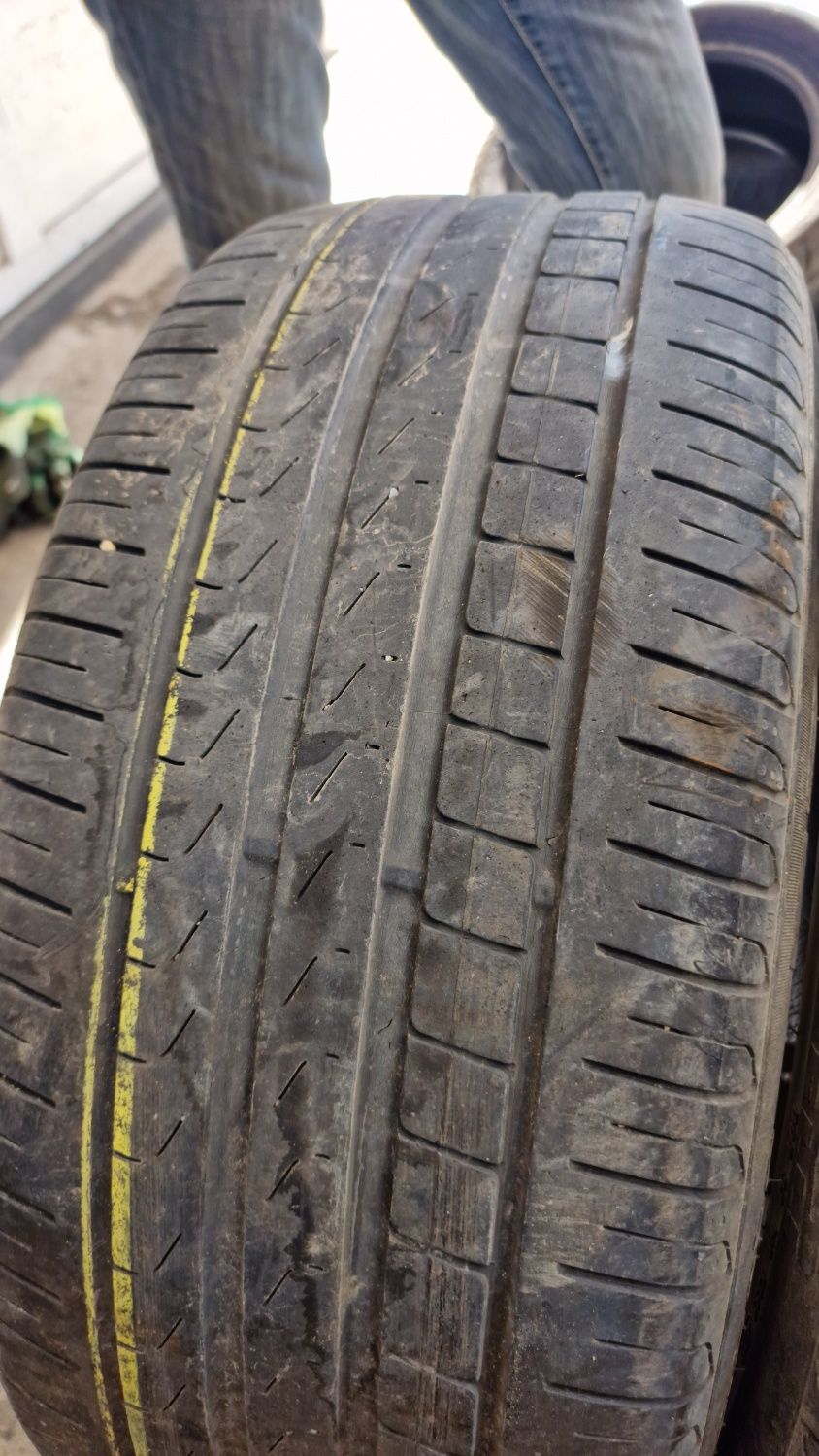 235 45 18 Pirelli 2 anvelope vara