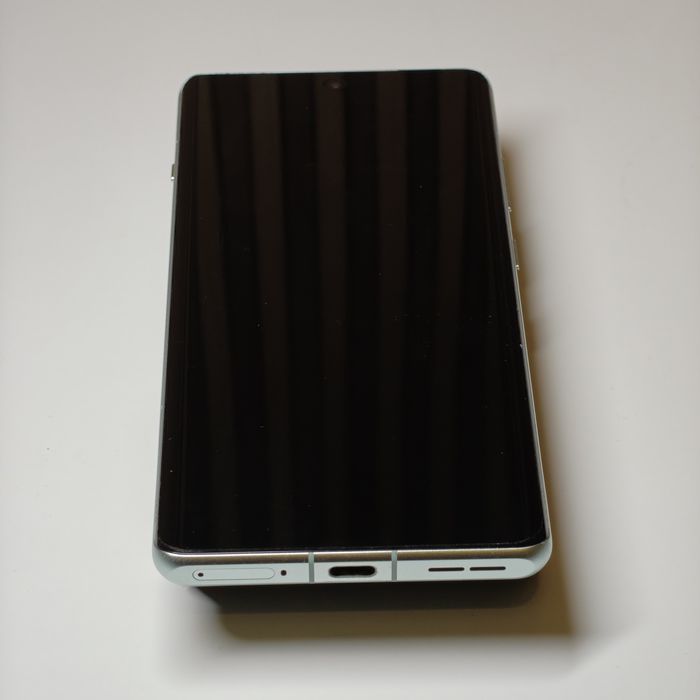 OnePlus Ace 3 Pro – 24GB RAM / 1TB – Ca Nou