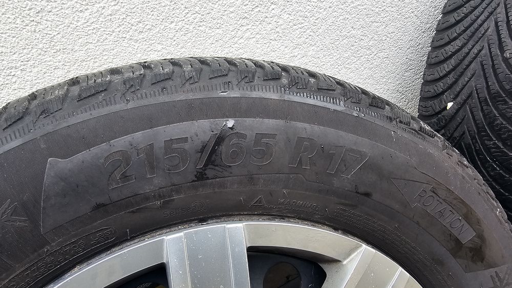 Set 4 jante tiguan cu anvelope iarna 215 65 17 Michelin
