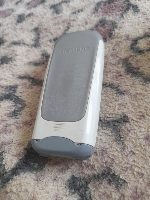 Telefon vechi cu butoane