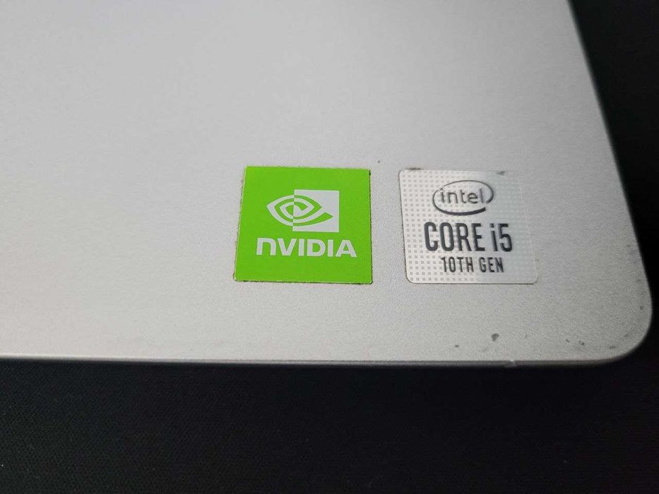 Ноутбук Dell Inspiron 5593