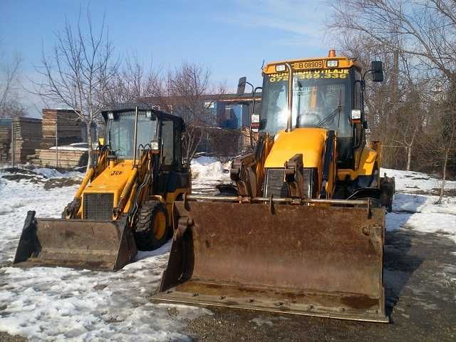 Ichiriere utilaje constructii buldoexcavator picon, excavator pe roti