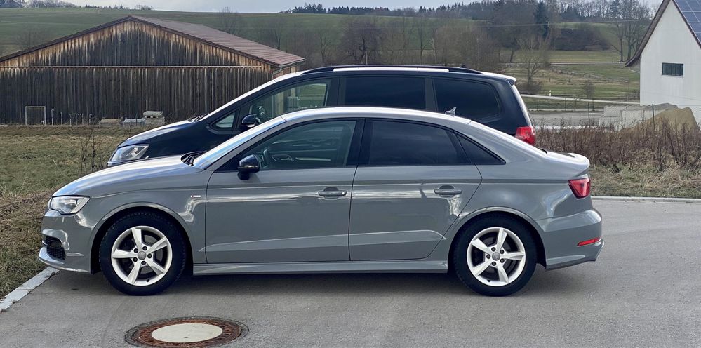 •Audi A3•3xS-line•2016•2.0 Diesel•Nardo Grey•150.000 km•