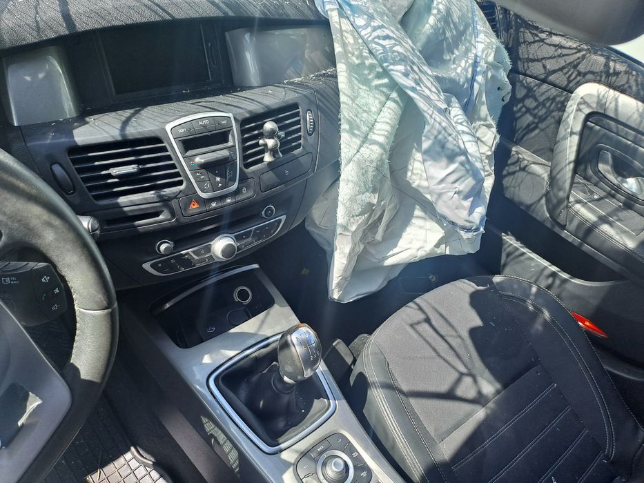 Dezmembrez Renault Laguna 3 Break cod culoare NV676