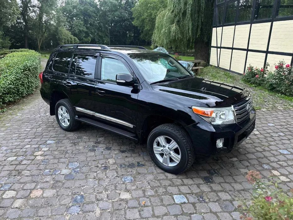 Toyota Land Cruiser Toyota Land Cruiser J200 Facelift 2012 V8 4.5 Diesel 200k km 8 L TVA