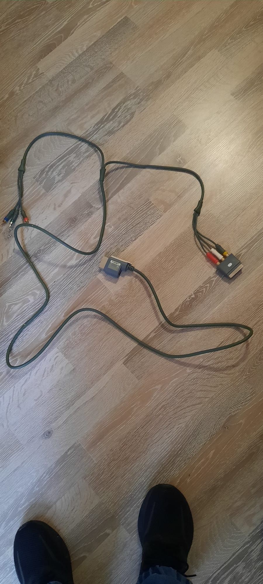 Vand Xbox 360 adus din spania