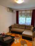 Particular inchiriez Apartament 2 camere semidecomandat Casa de Cult