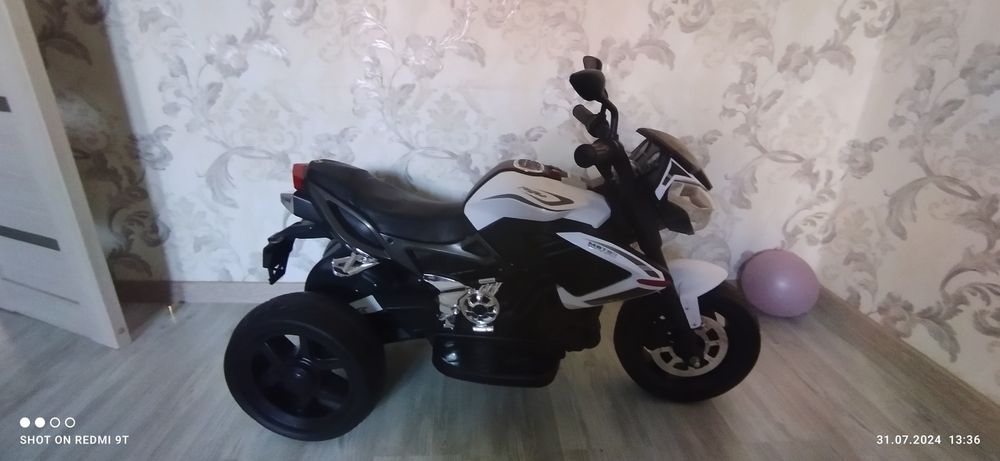 Мотоцикл на батарейках