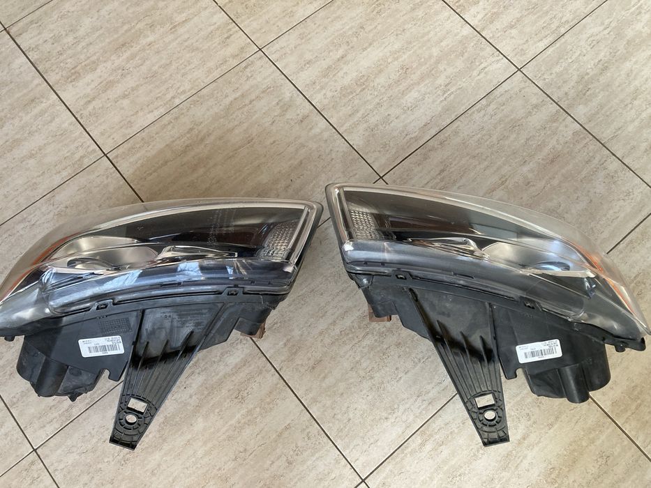 Фарове за Jeep Grand Cherokee 2014 - 2015