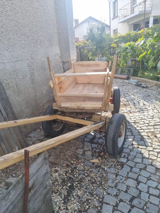 Ръчно изработена Каруца