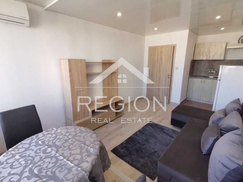 Дава се под наем Двустаен апартамент в Варна, Център - 45 кв.м за 357 € - Снимка #2