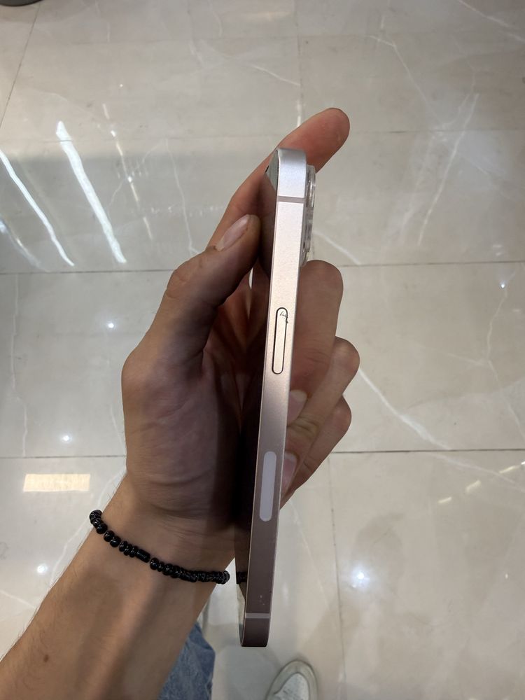Iphone 13 розовый