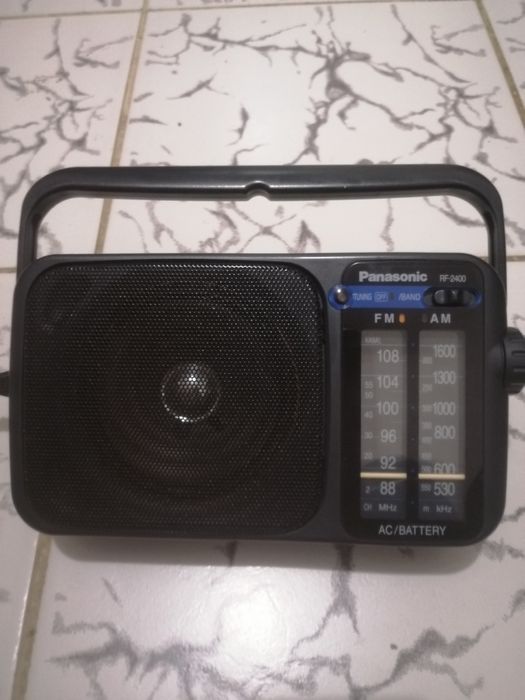 Radio Panasonic rf 2400