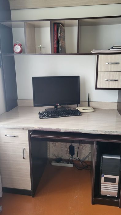 Компьютерный стол-парта