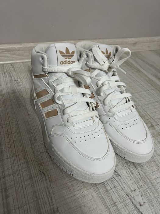 Дамсики обувки : маратонки,дамки боти,деци маратонки и сандала