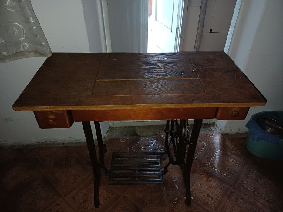 Швейная машина..